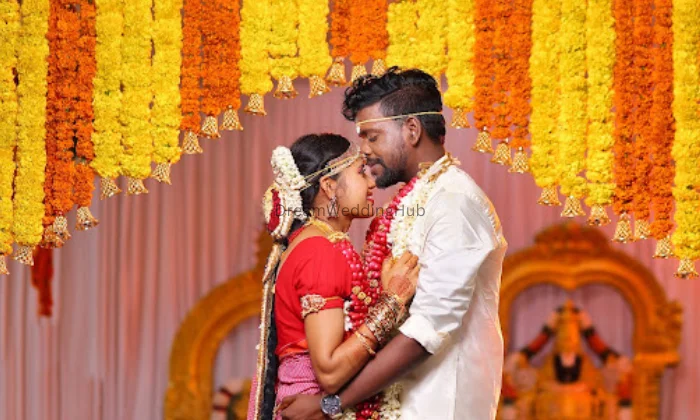 Old Memories Photo Studio